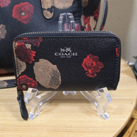 Coach Crosby Mini Leather Carryall with Mini Wallet - Picture 2 of 16